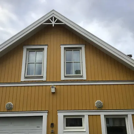 Gaest Laegenheten Med Egen Terrass Falkenberg Exterior photo